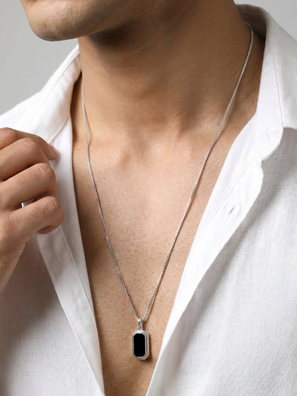 Aditya Roy Kapur Silver Knight's Emblem Pendant with Box Chain For Him