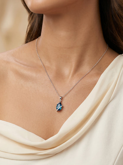 Silver Blue Night Pendant With Link Chain