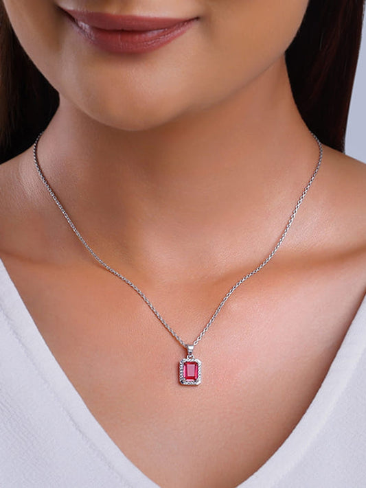 Silver Dreamy Red Pendant With Link Chain