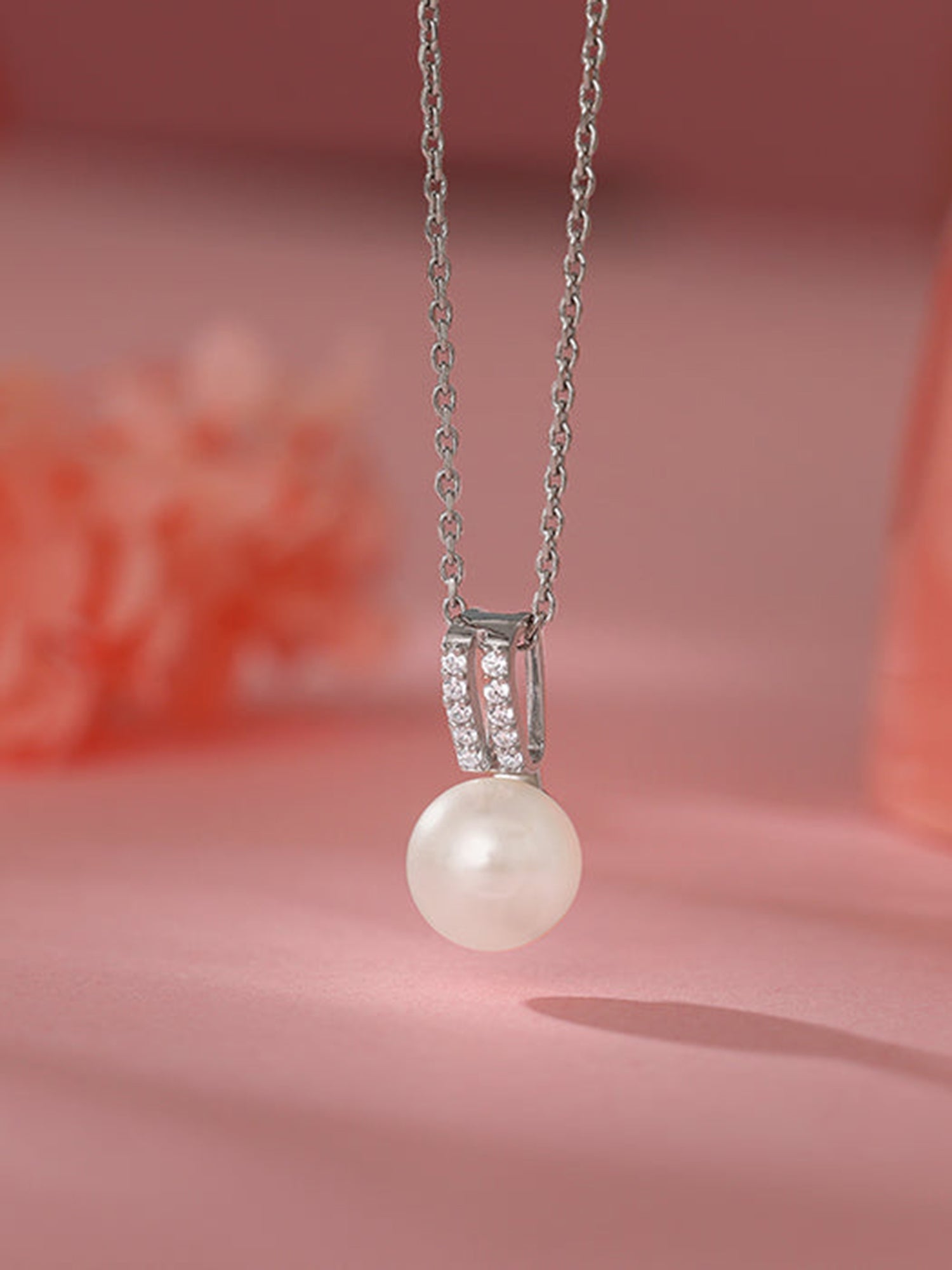 Silver Fall Pearl Pendant With Link Chain