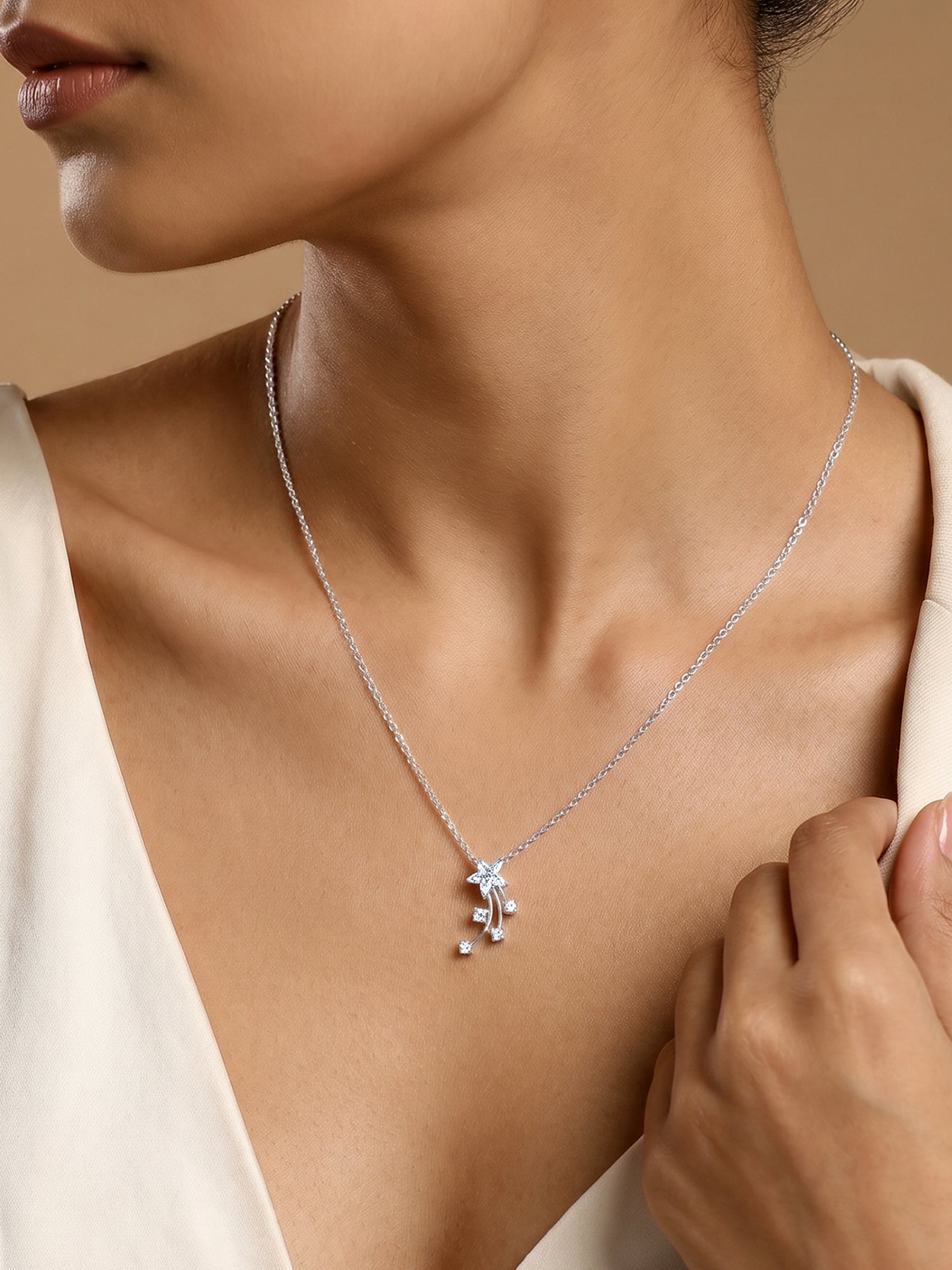 Silver Starlite Pendant With Link Chain
