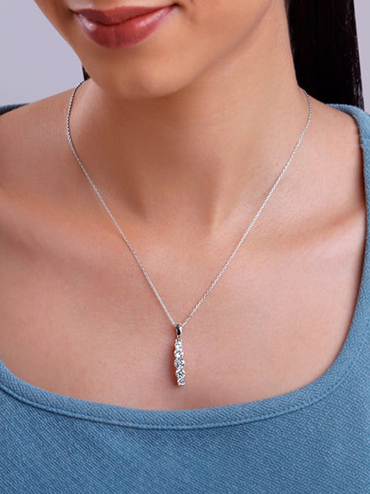 Silver Stunner Shine Pendant With Link Chain