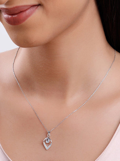 Silver Bling Queen Pendant with Link Chain