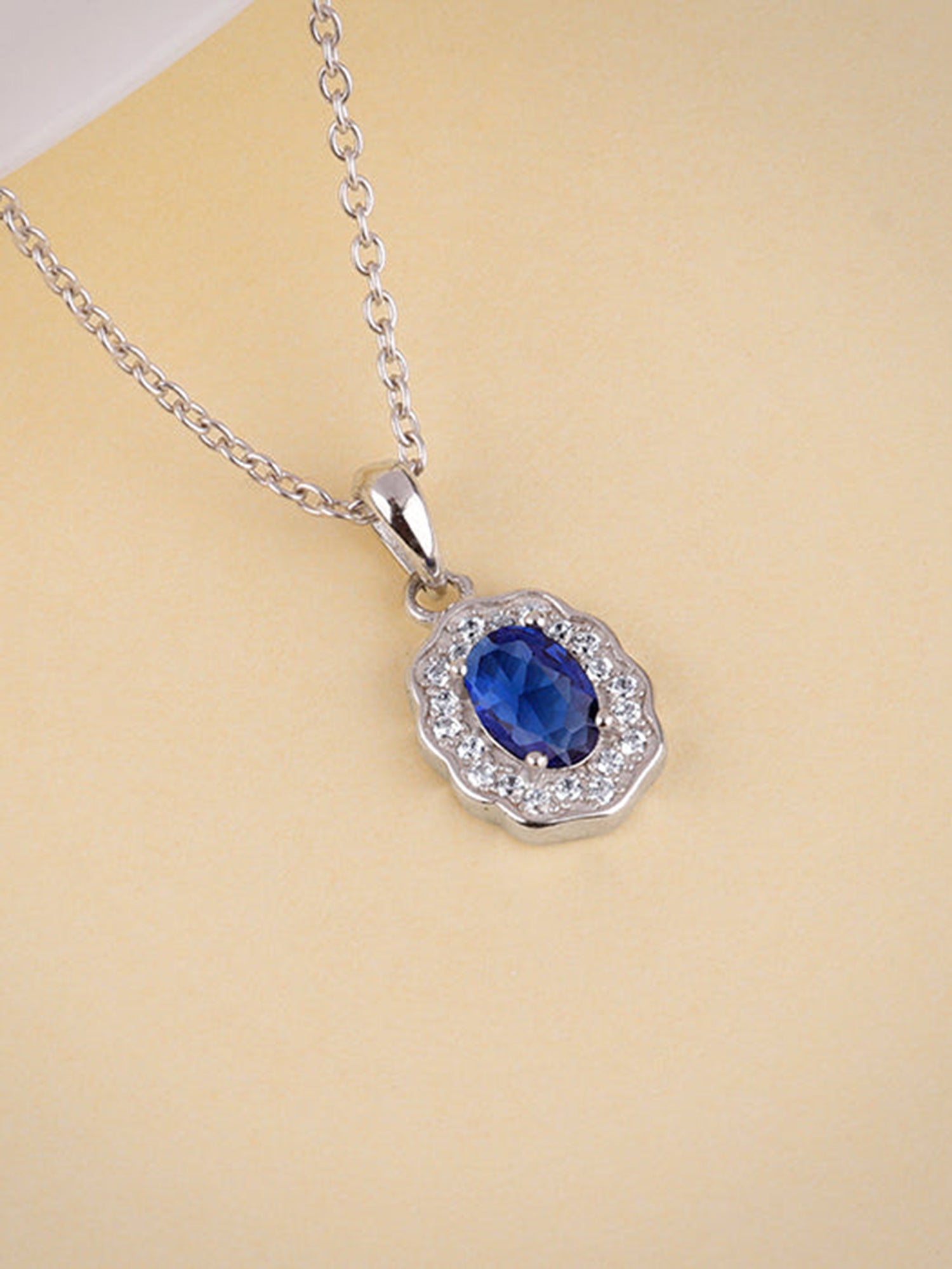 Silver Royal Halo Pendant with Link Chain