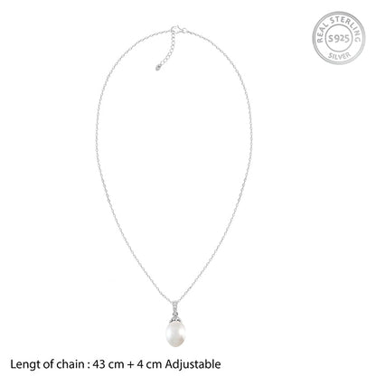 Silver Pearly Hug Pendant with Link Chain