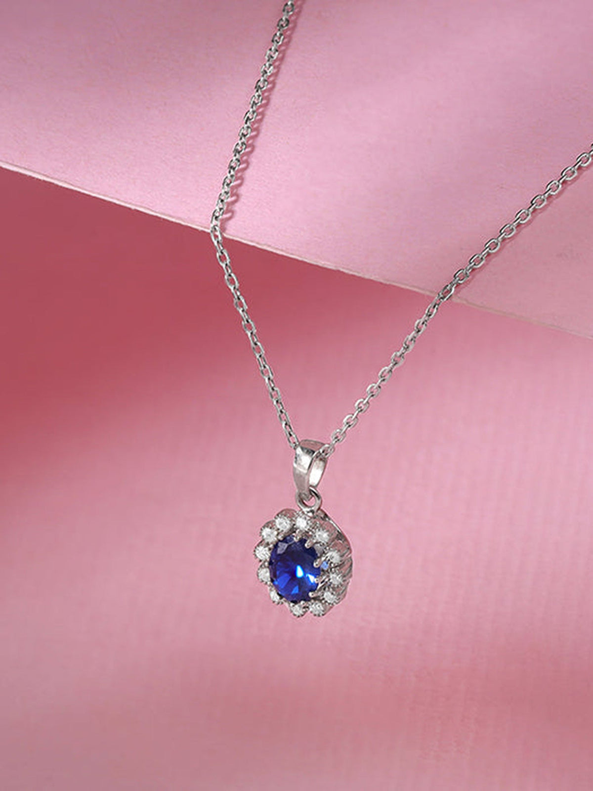 Silver Azure Floral Pendant With Link Chain
