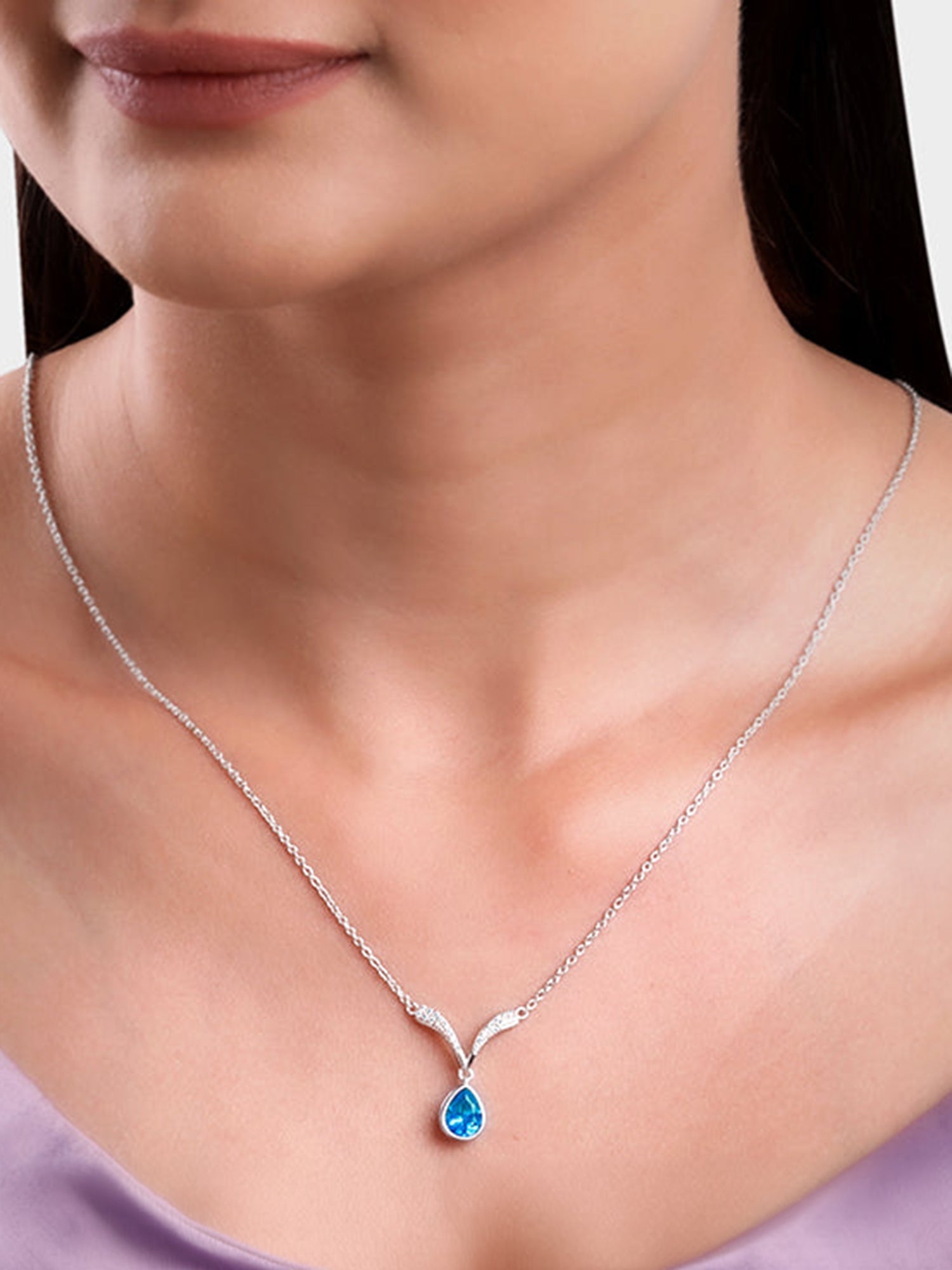 Silver Aqua Blue Necklace