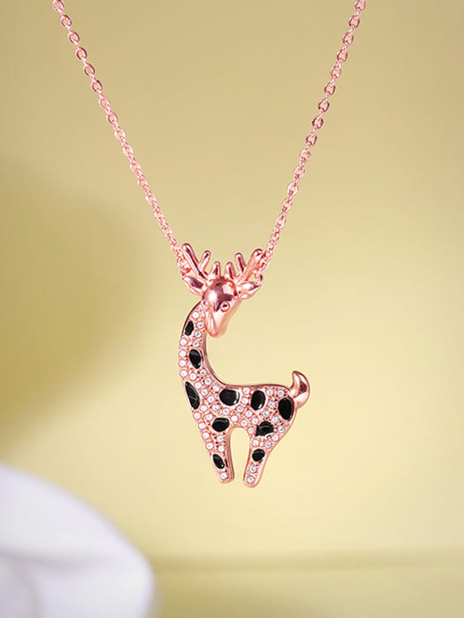 Rose Gold Giraffe Pendant With Link Chain