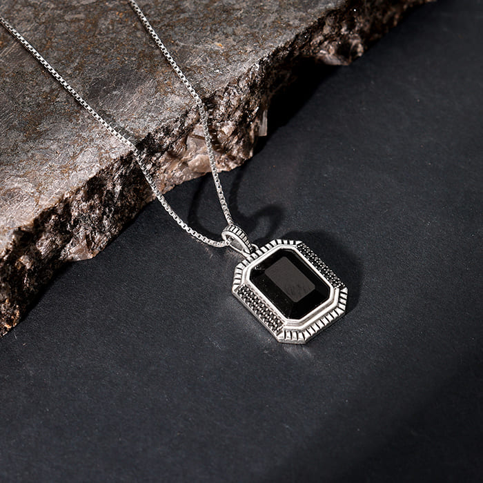 Black Rhodium Men's Pendant | Mens Jewellery – GIVA