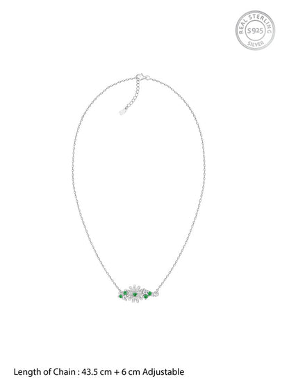 Silver Dreamy Flower Necklace