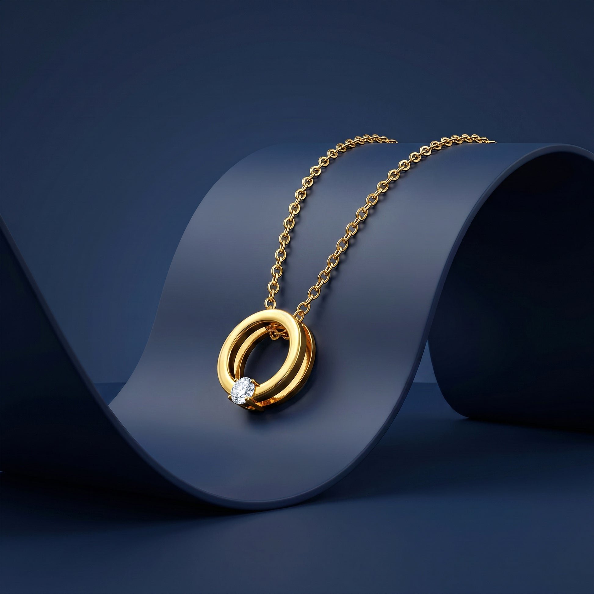 Golden Static Shine Necklace