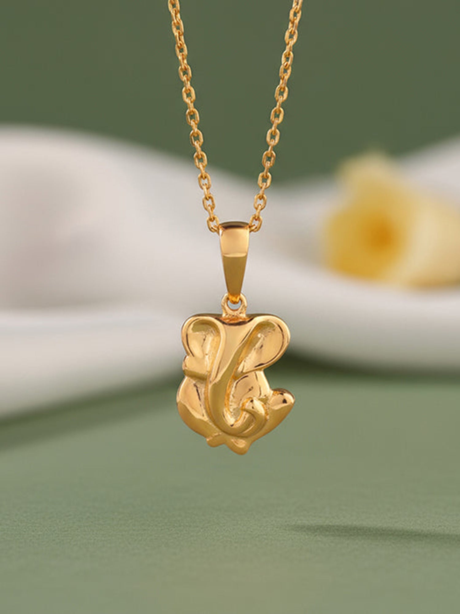 Golden Ganesh Pendant With Link Chain