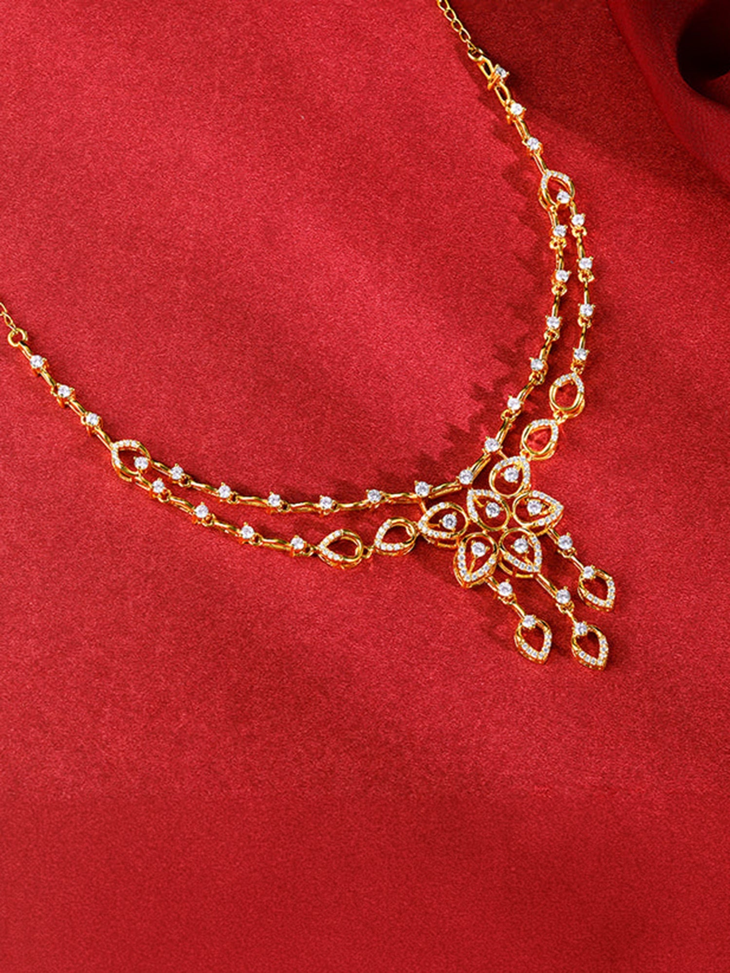 Golden Hailee Necklace