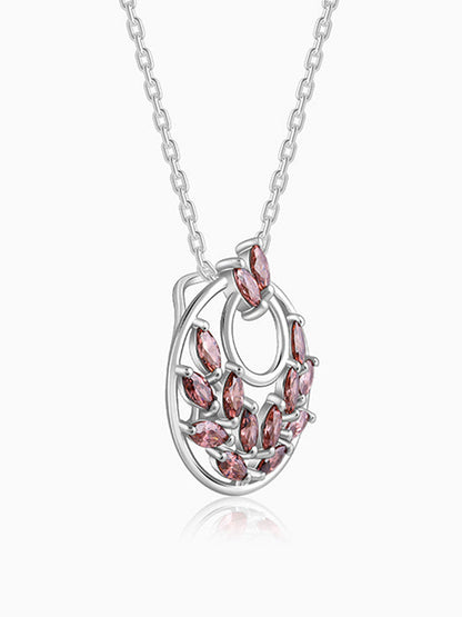 Silver Pretty Leaf Pendant With Link Chain