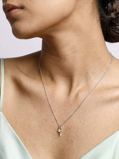 Silver Classy Shine Pendant With Link Chain