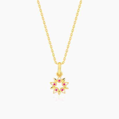 Golden Amaryllis Pendant With Link Chain