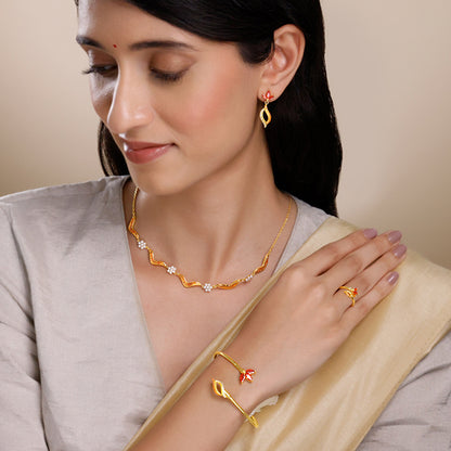 Golden Isis Set of 4