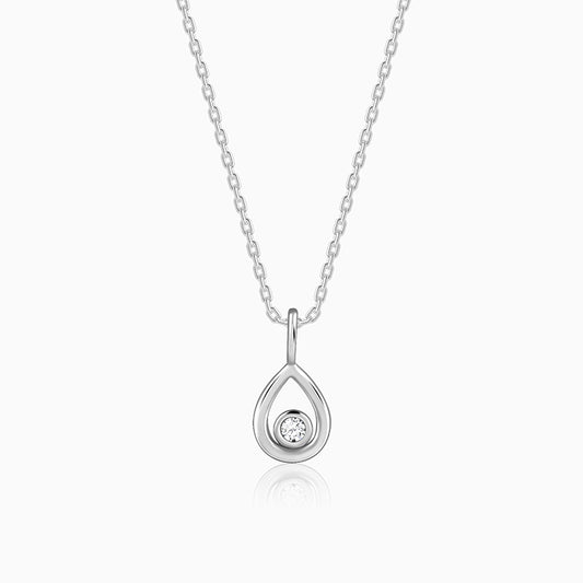 Silver Classy Pendant With Link Chain