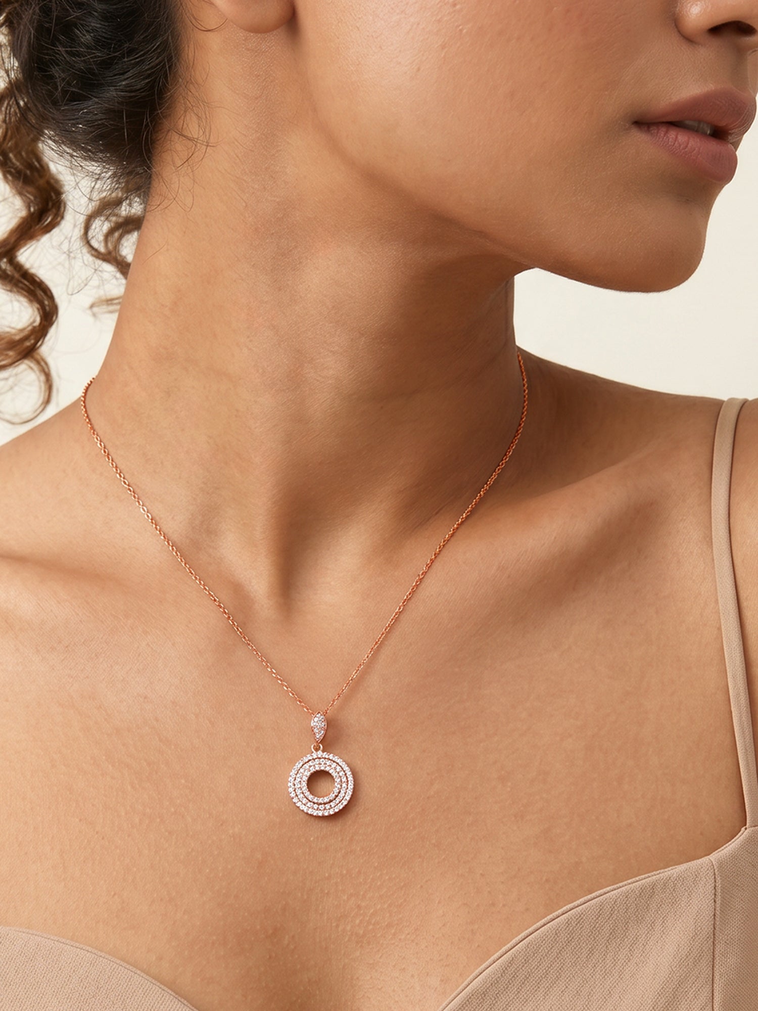 Rose Gold Classic Pendant With Link Chain