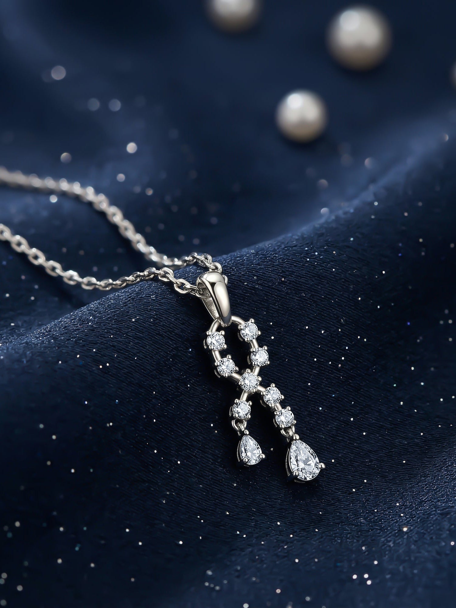 Silver Wildest Dreams Pendant With Link Chain