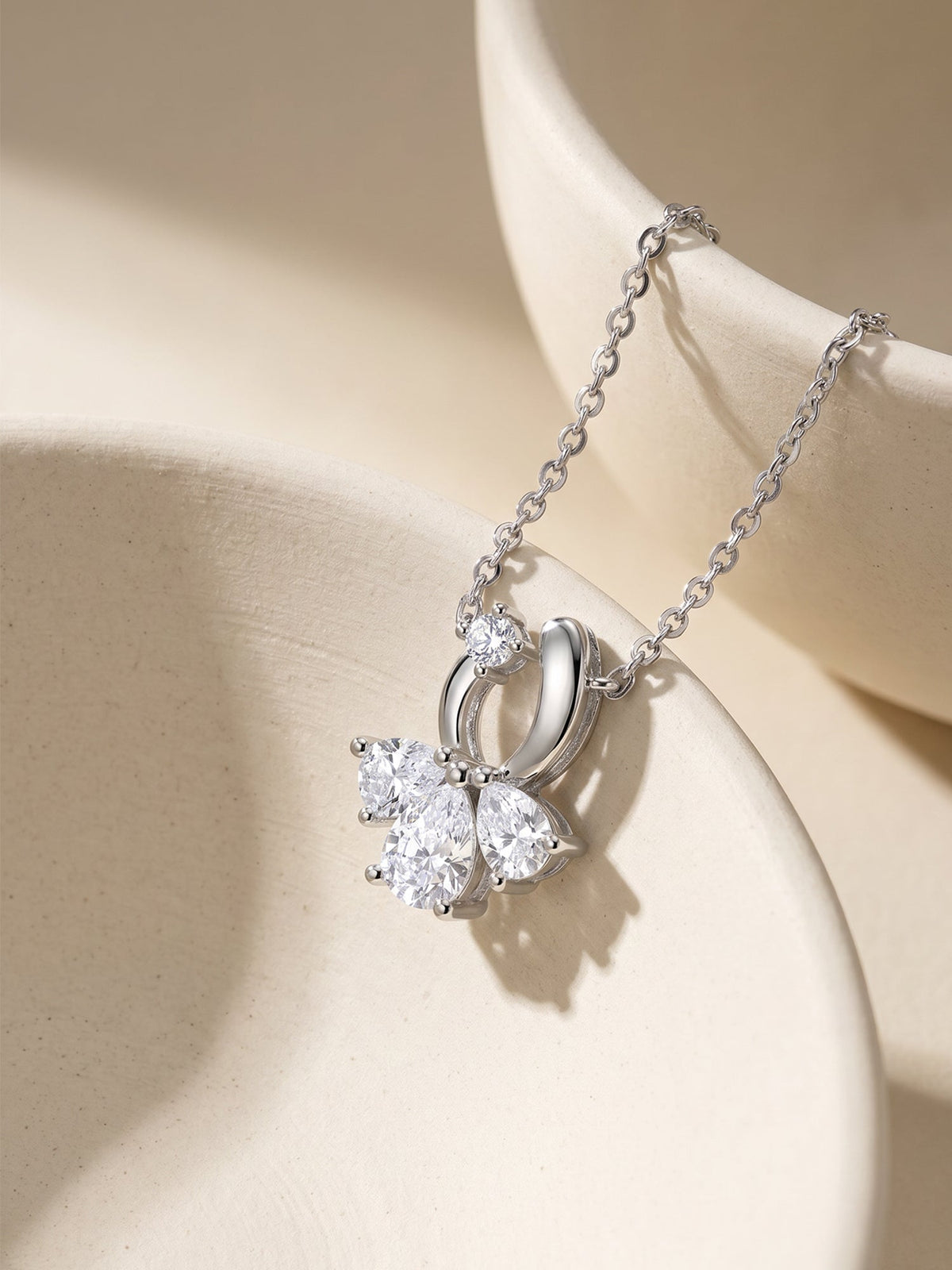 Silver Sway Necklace