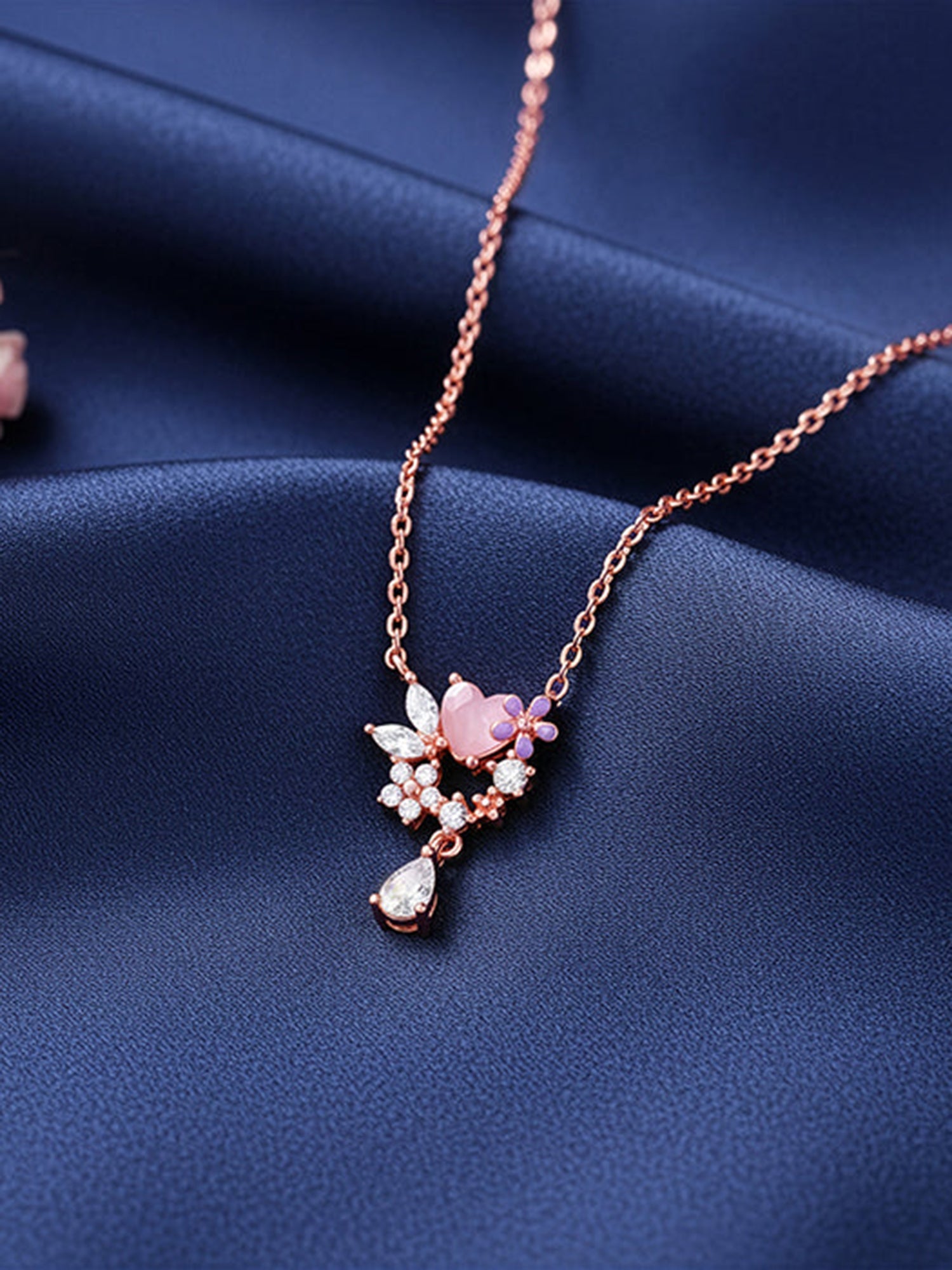 Rose Gold Blushing Blooms Necklace