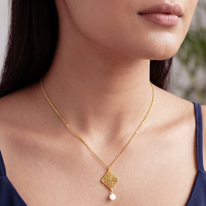 Golden Stay With Me Pendant With Link Chain