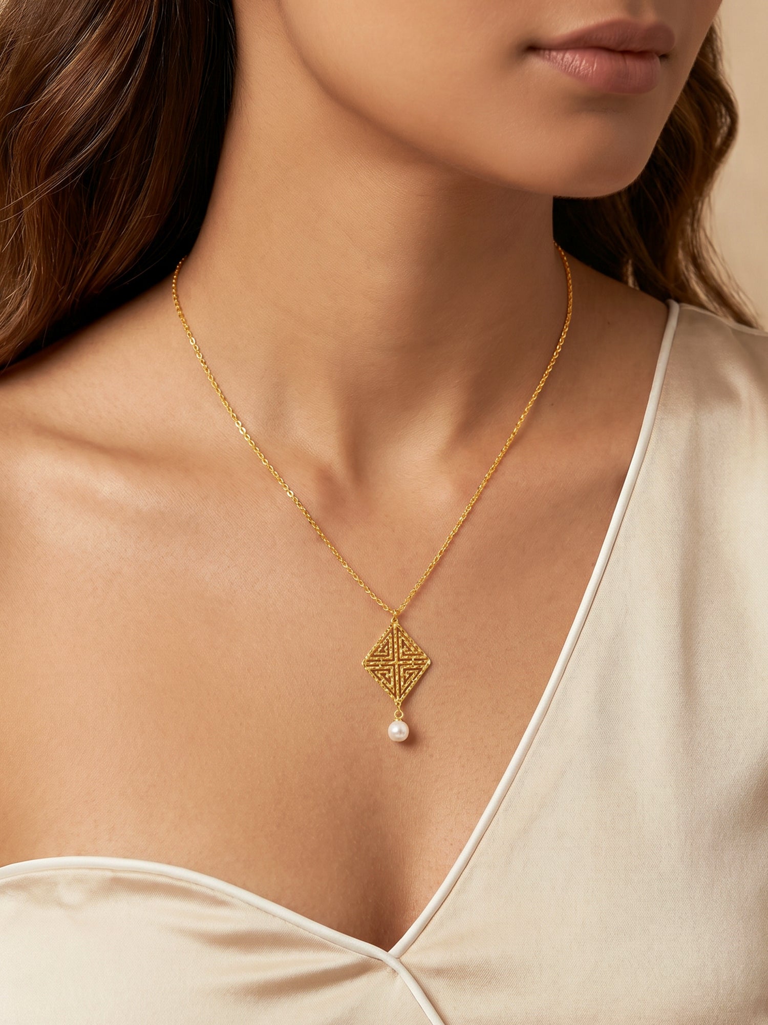 Golden Stay With Me Pendant With Link Chain
