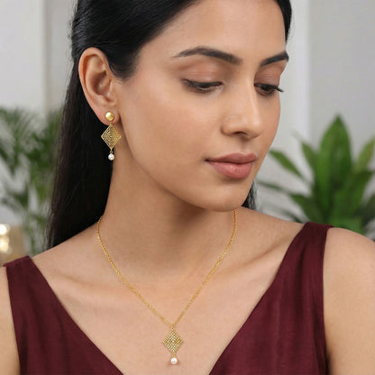 Golden Stay With Me Set