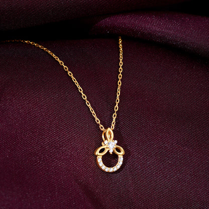 Golden Adoring Floral Pendant With Link Chain