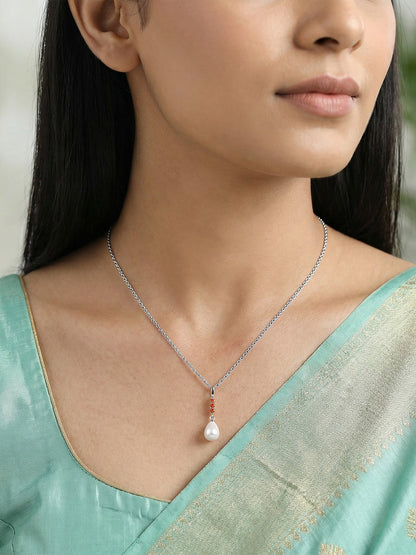 Silver Althea Pendant With Link Chain