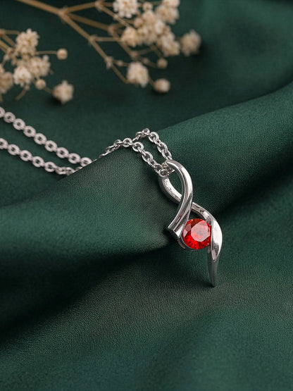 Silver Eesha Pendant With Link Chain