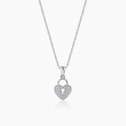 Silver Lovely Key Pendant With Link Chain