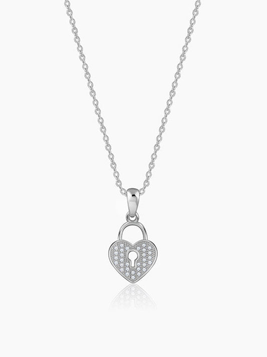 Silver Lovely Key Pendant With Link Chain