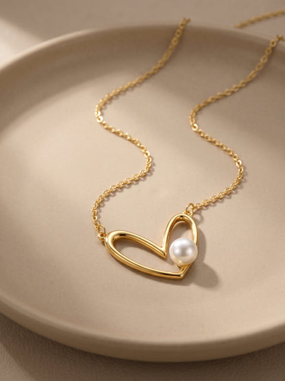 Kriti Sanon Golden Saranghae Necklace