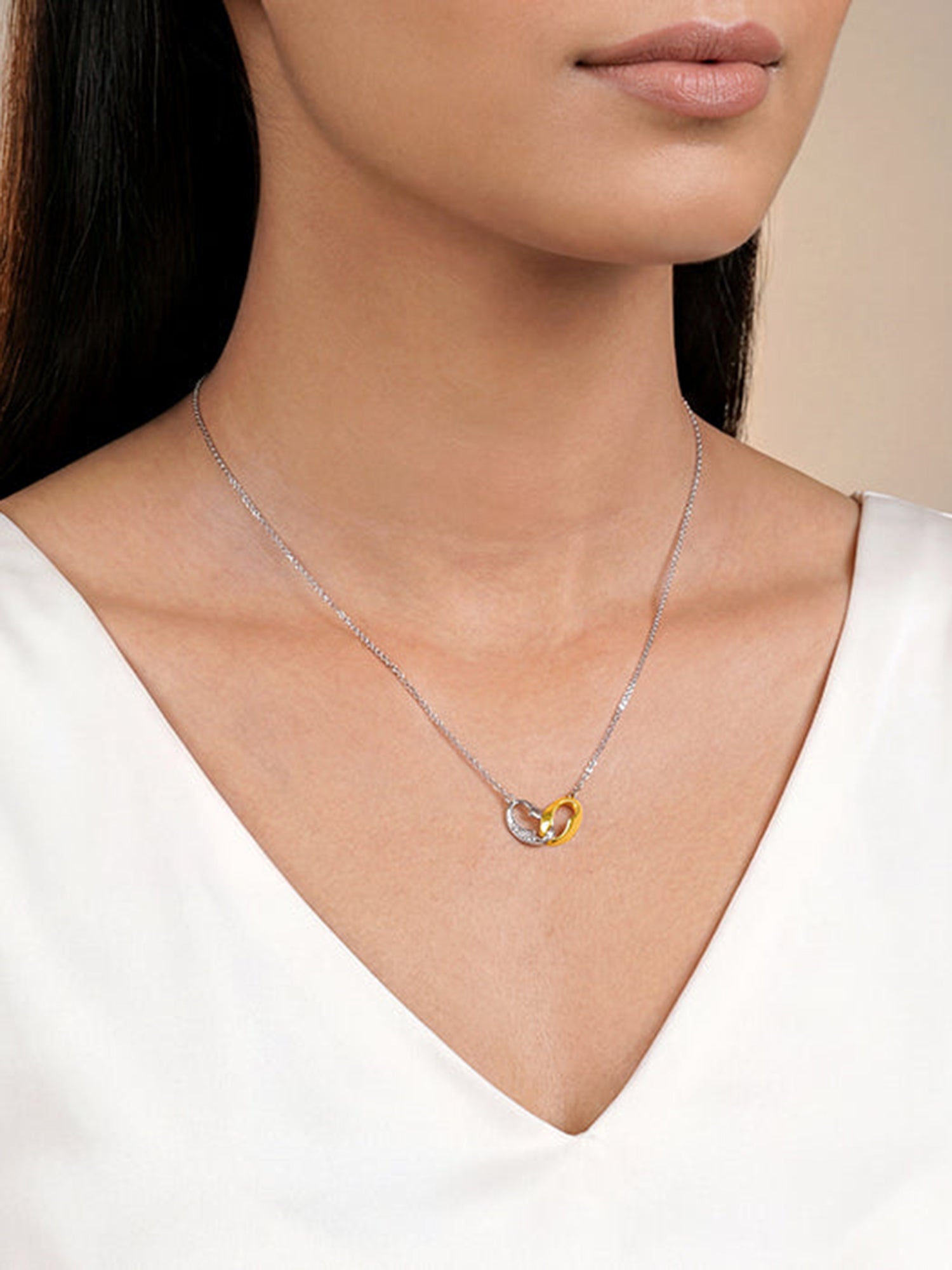 Kriti Sanon Dual Tone Dual Bond Silver Necklace