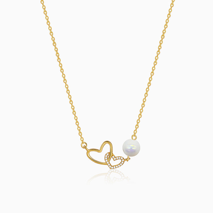 Golden Neve Pearl Necklace