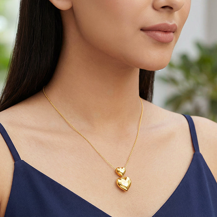 Golden Echo Heart Pendant With Link Chain