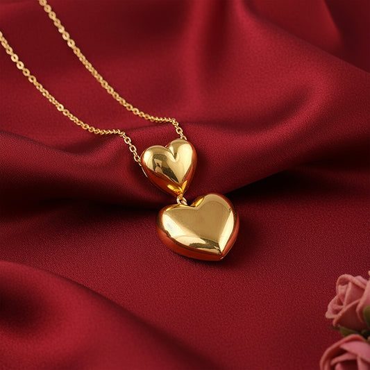 Golden Echo Heart Pendant With Link Chain