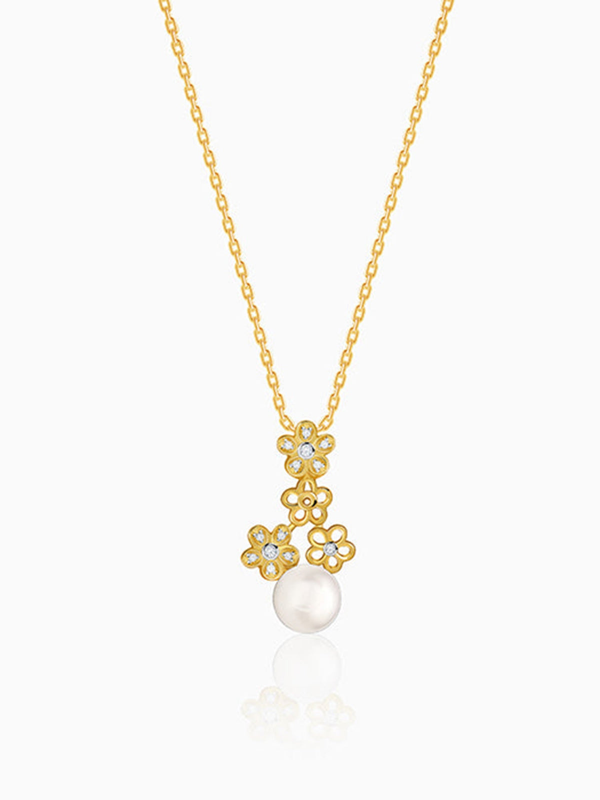 Golden Julia Pearl Pendant With Link Chain