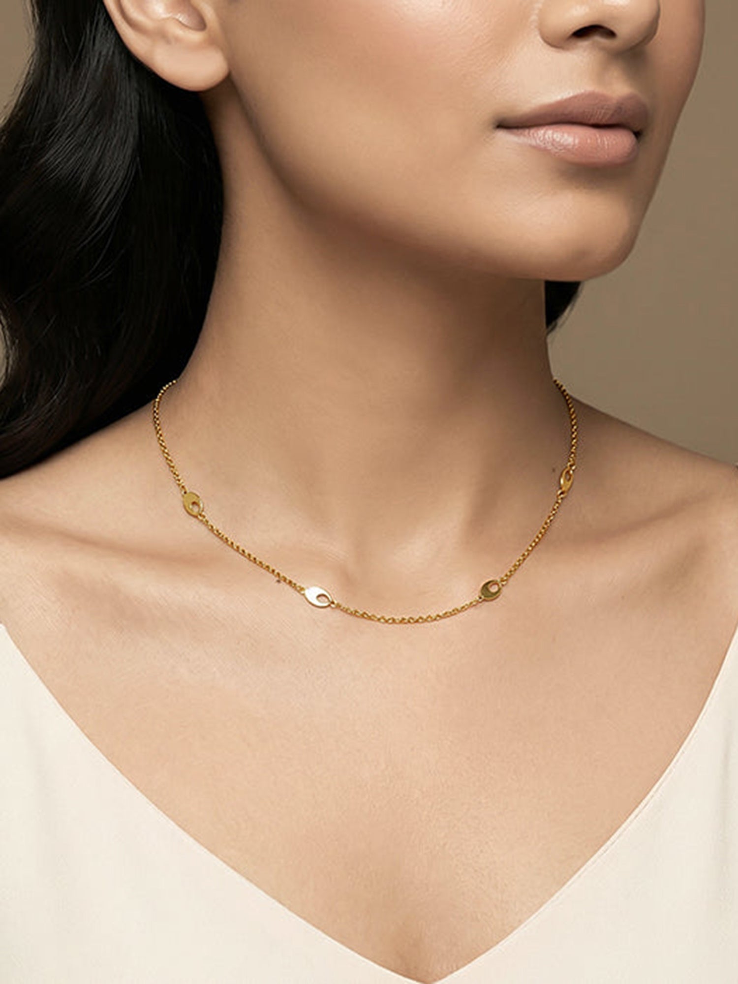 Golden Petal Link Necklace