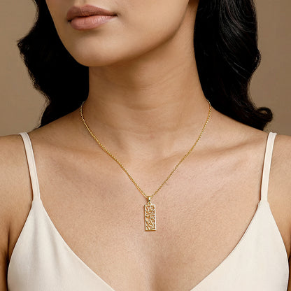 Golden Silk Circuit Pendant With Link Chain