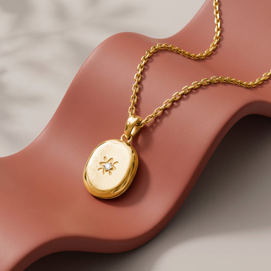 Golden Neroli Pendant With Link Chain
