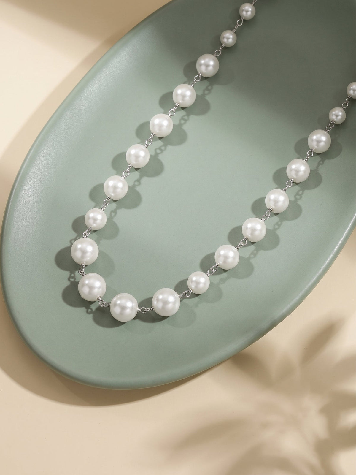 Silver Merle Pearl Necklace