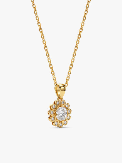 Golden Estrella Pendant With Link Chain