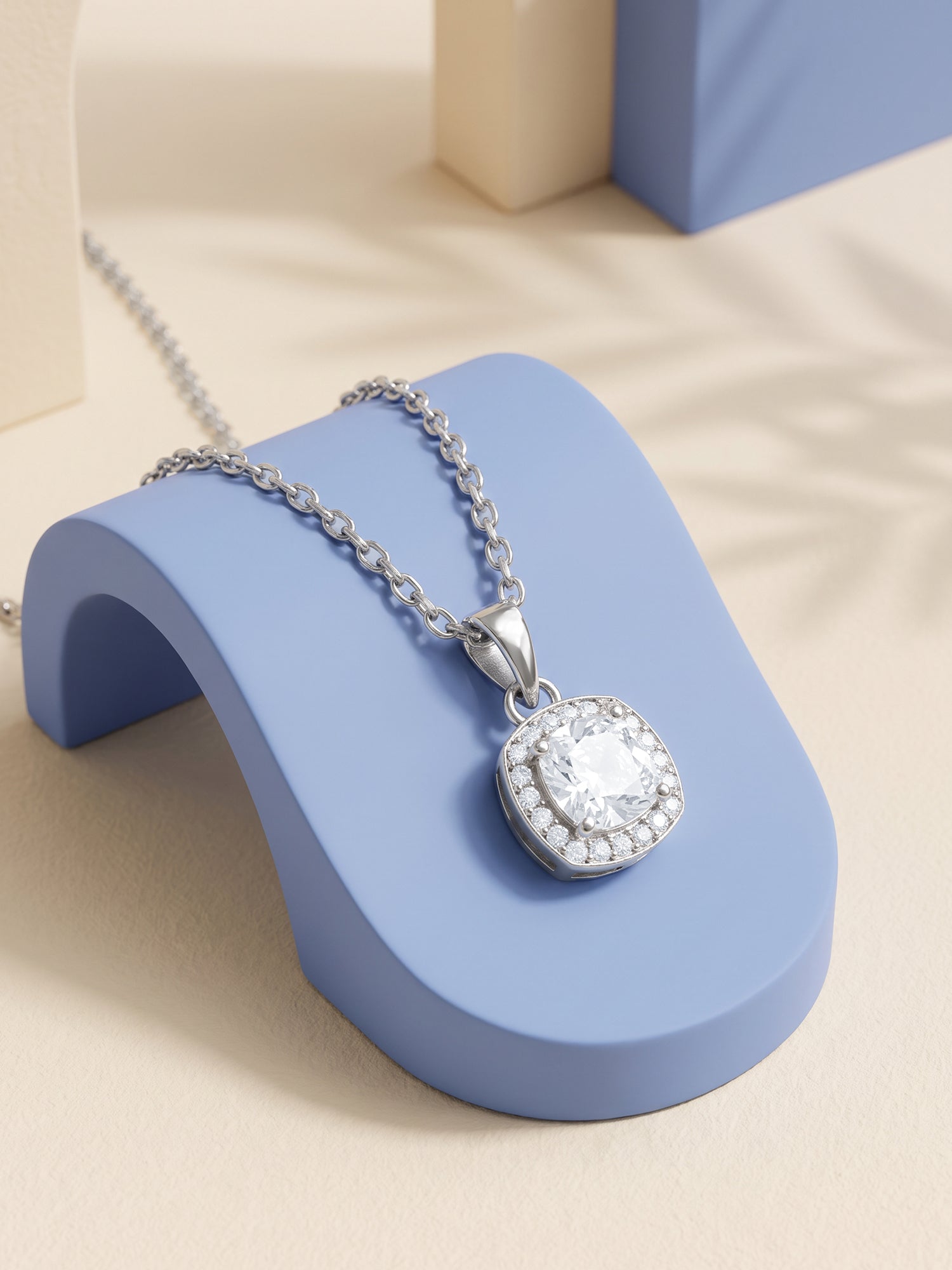Silver Clemence Pendant With Link Chain