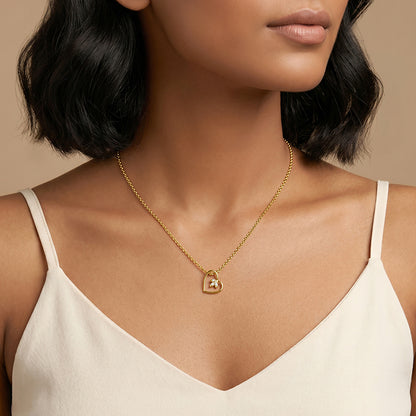 Golden Amabel Pendant With Link Chain
