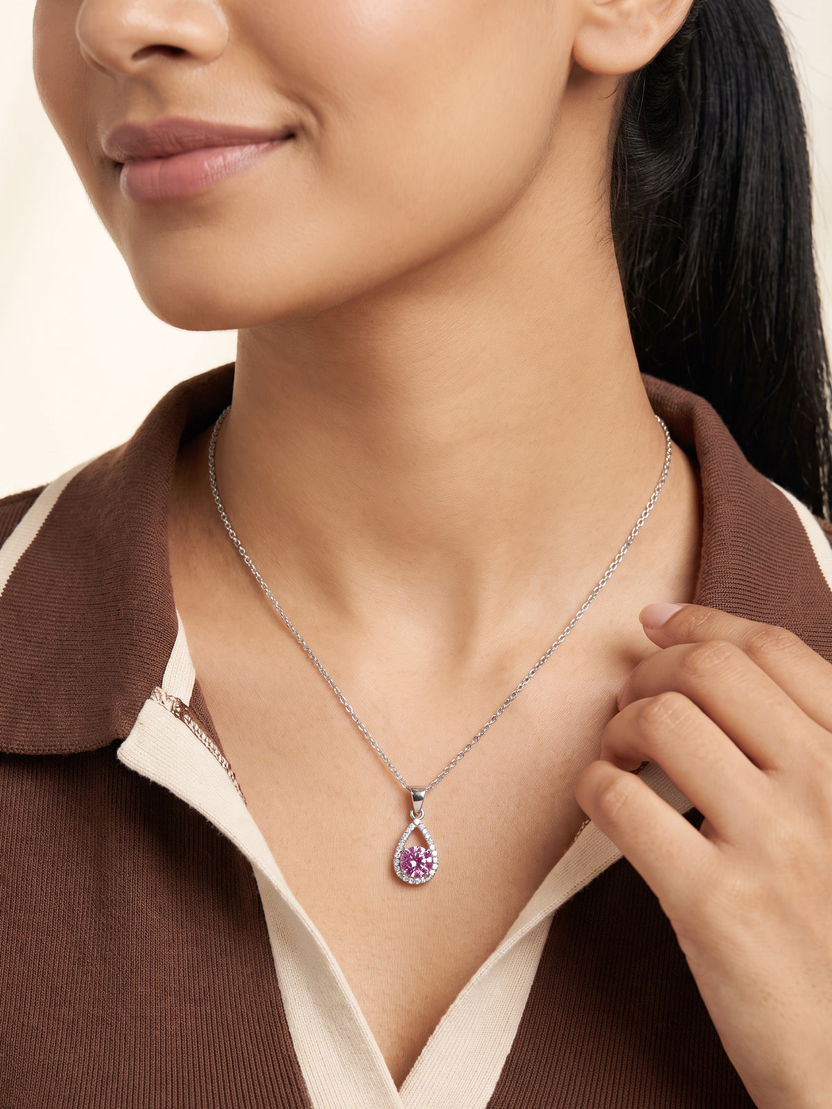 Silver Rosina Pendant With Link Chain