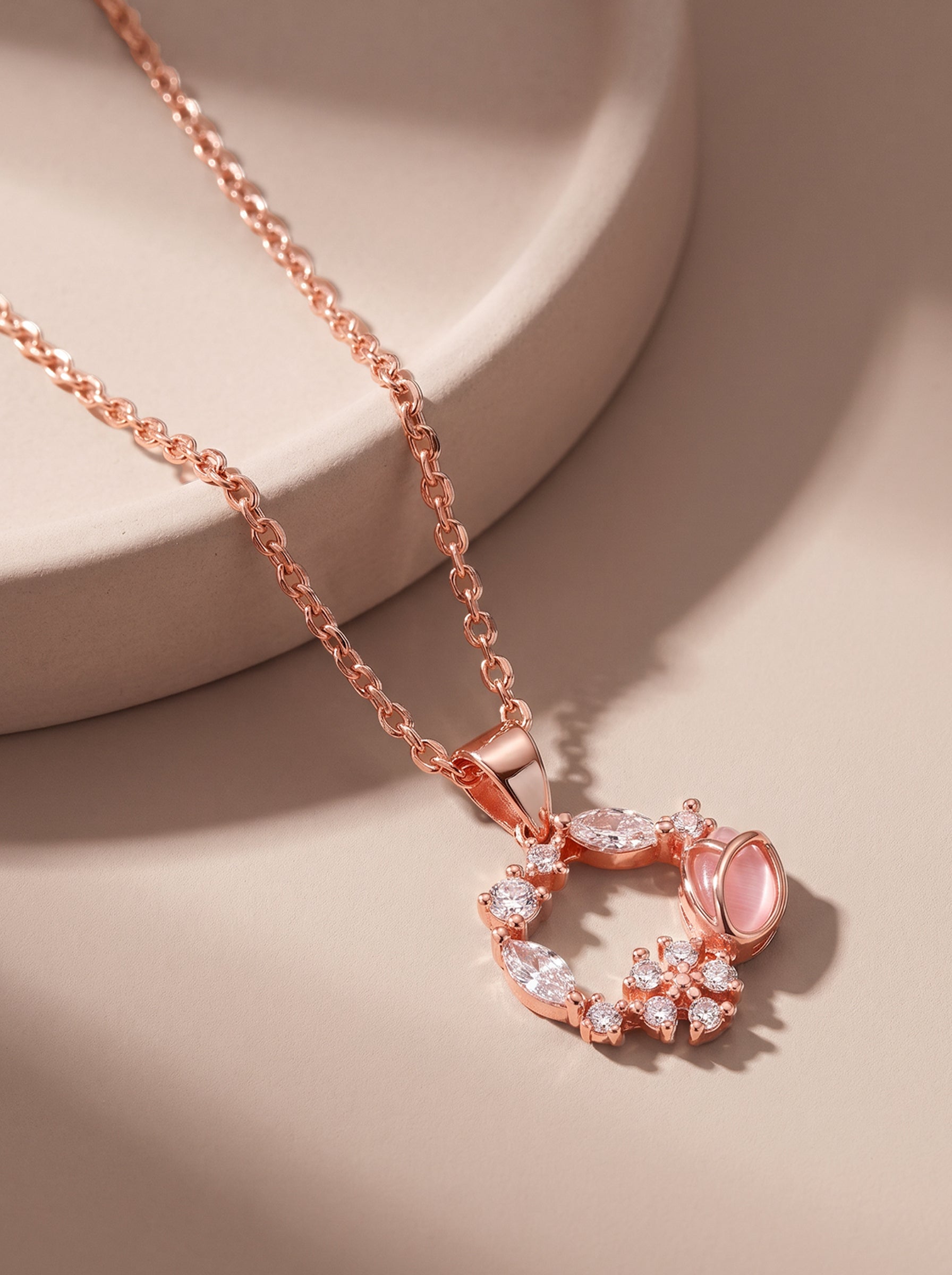 Rose Gold Drop Wreath Pendant With Link Chain
