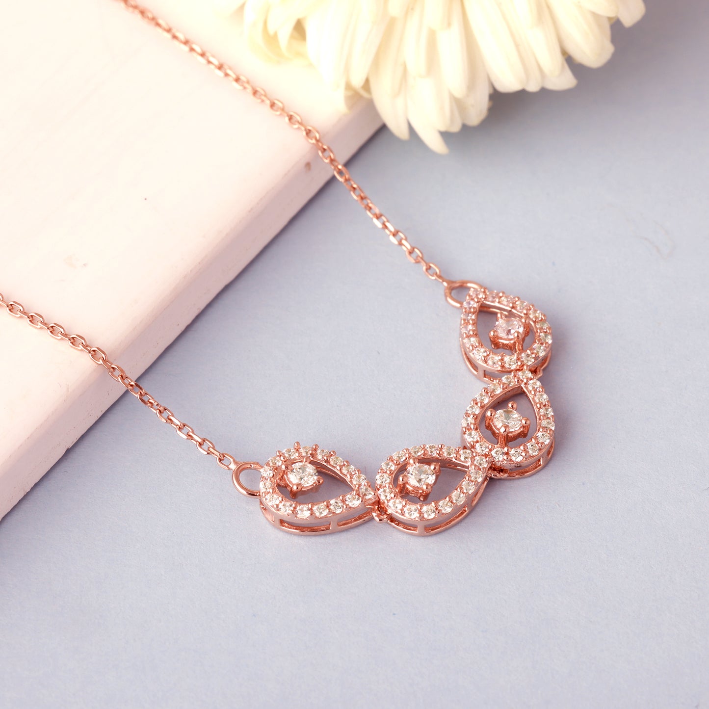 Rose Gold Peary Love Necklace